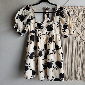 Sofie the Label Black‎ Floral Midi Dress | Size Small | Puff Sleeves Square Neck